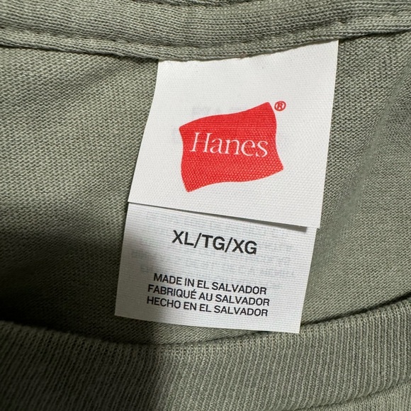 ‘All Mama wants is a silent night’ Holiday T-Shirt - Picture 3 of 4